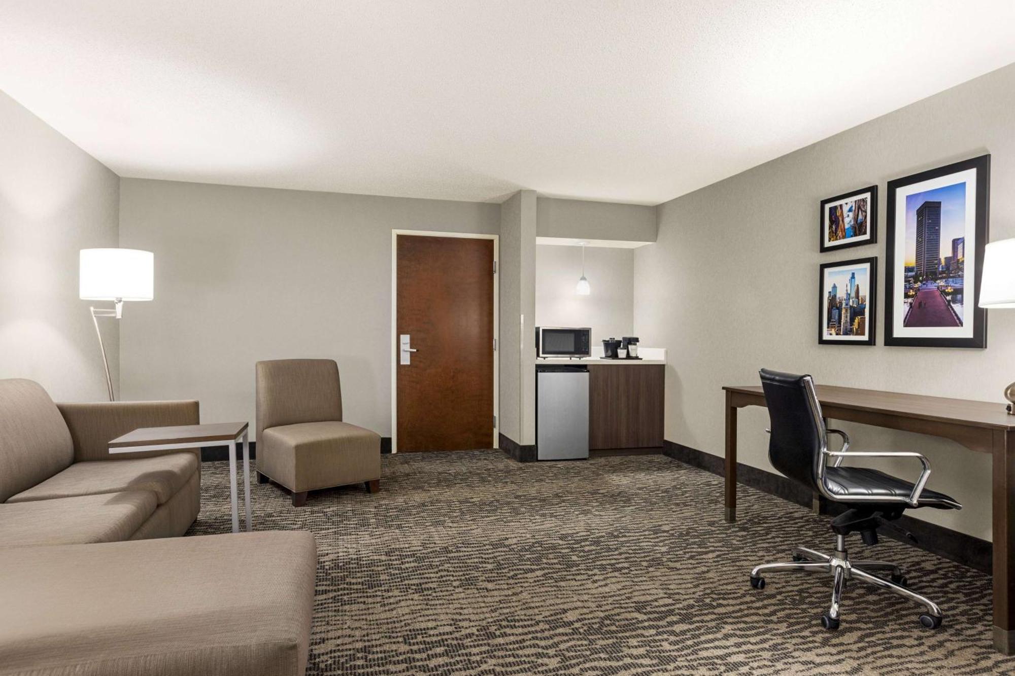 Hotel La Quinta By Wyndham Newark - Elkton Extérieur photo